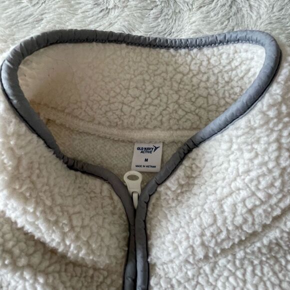 Old Navy soft fleece jacket size medium m white gray pink - Picture 3 of 4
